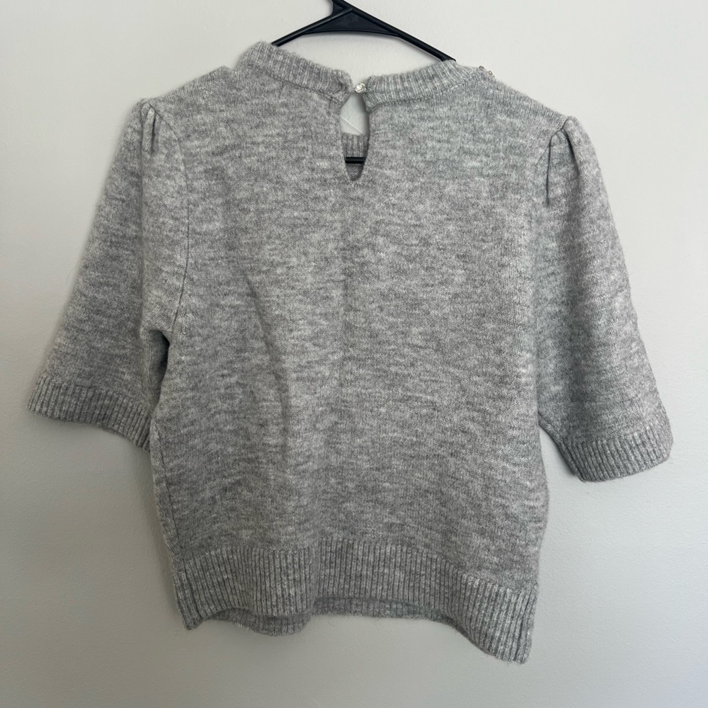 Marled Gray Jewel Neck Sweater Embellished Crystal Neckline Short Sleeve Size L - Picture 2 of 3
